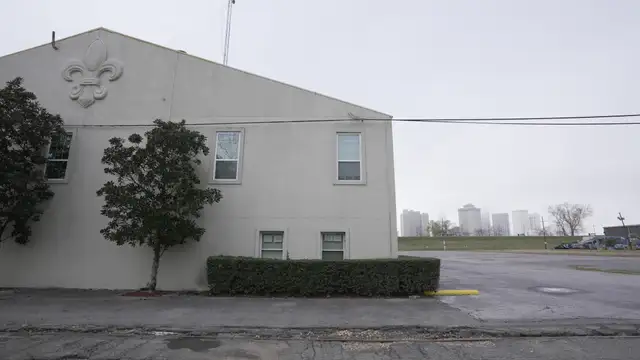 233 Newton St thumbnail 3