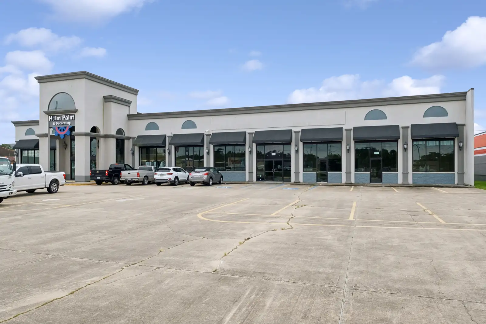 8180 Earhart Blvd
