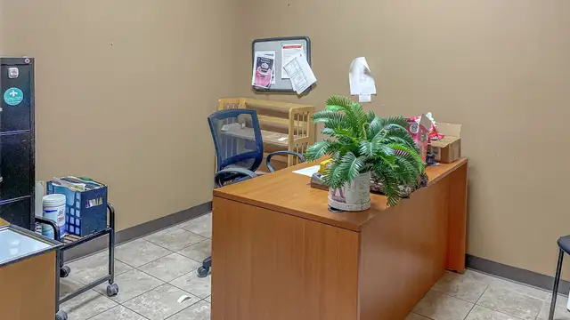 6507 Coliseum Blvd thumbnail 5