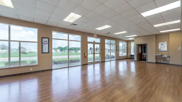 6507 Coliseum Blvd thumbnail 2