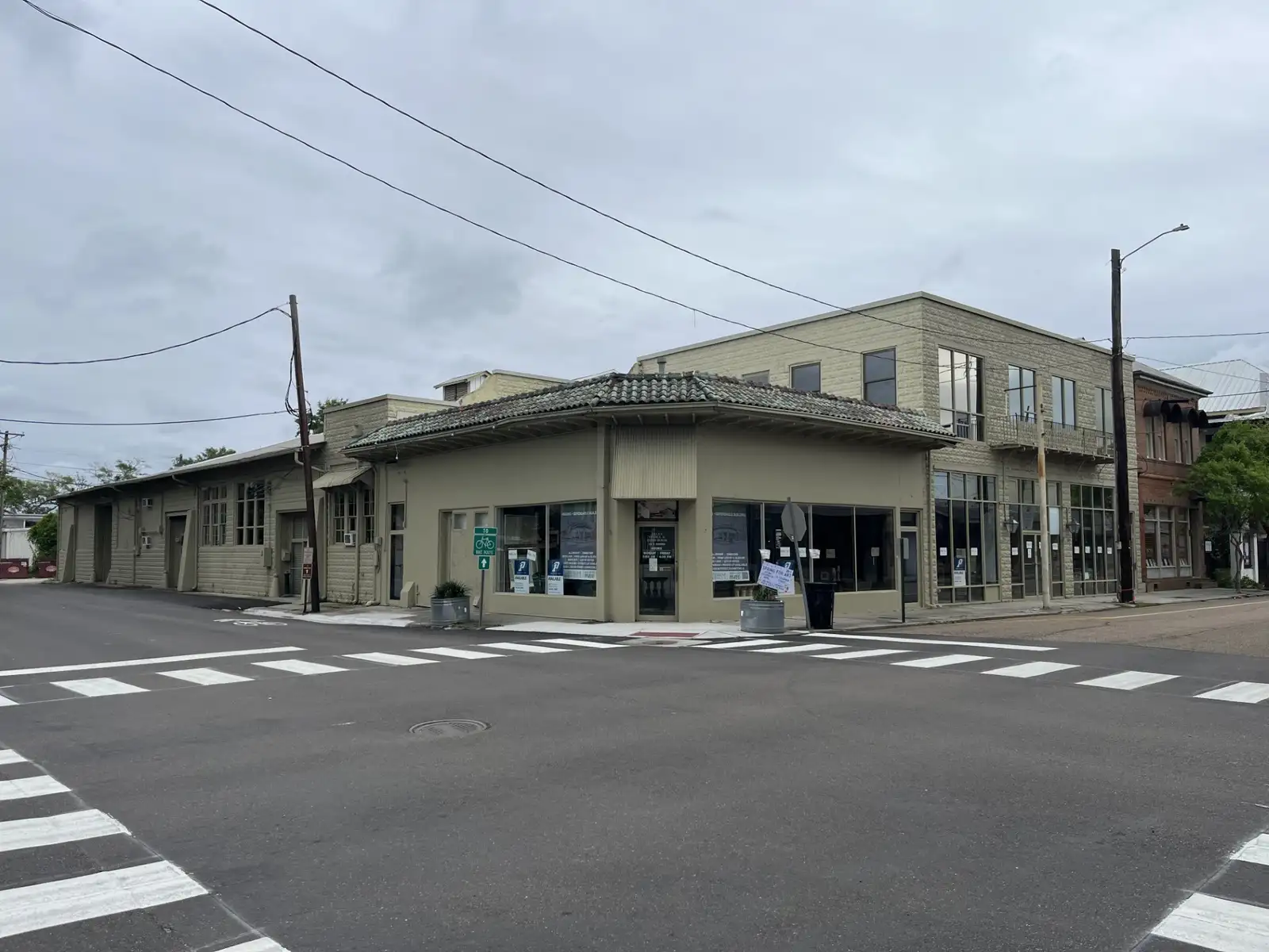 Former Dependable Glass Building (Downtown Covington)