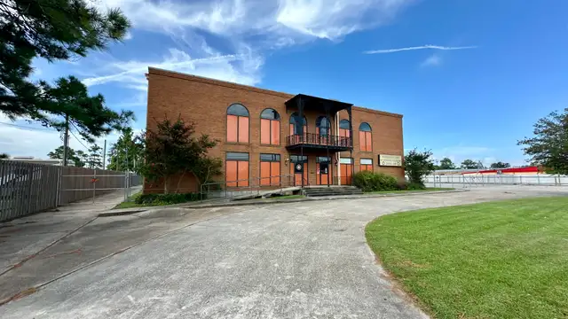 IUOE 406 Office Building thumbnail 3