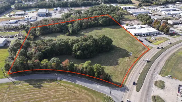 Prime ±10-Acre Commercial Development Site On Ambassador Caffery Pkwy thumbnail 2