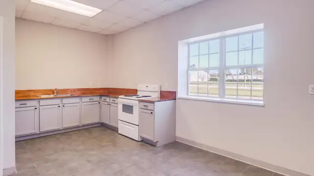 View image 16