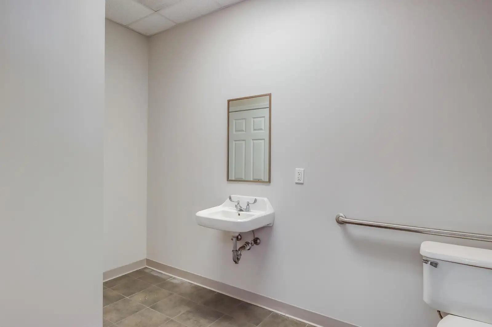 21051 Coastal Pkwy image 18