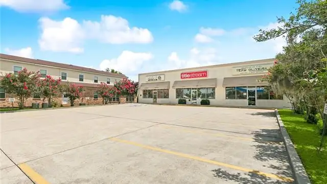 1 Storehouse Ln thumbnail 3