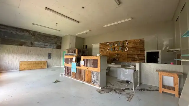 16509 US-190 thumbnail 5
