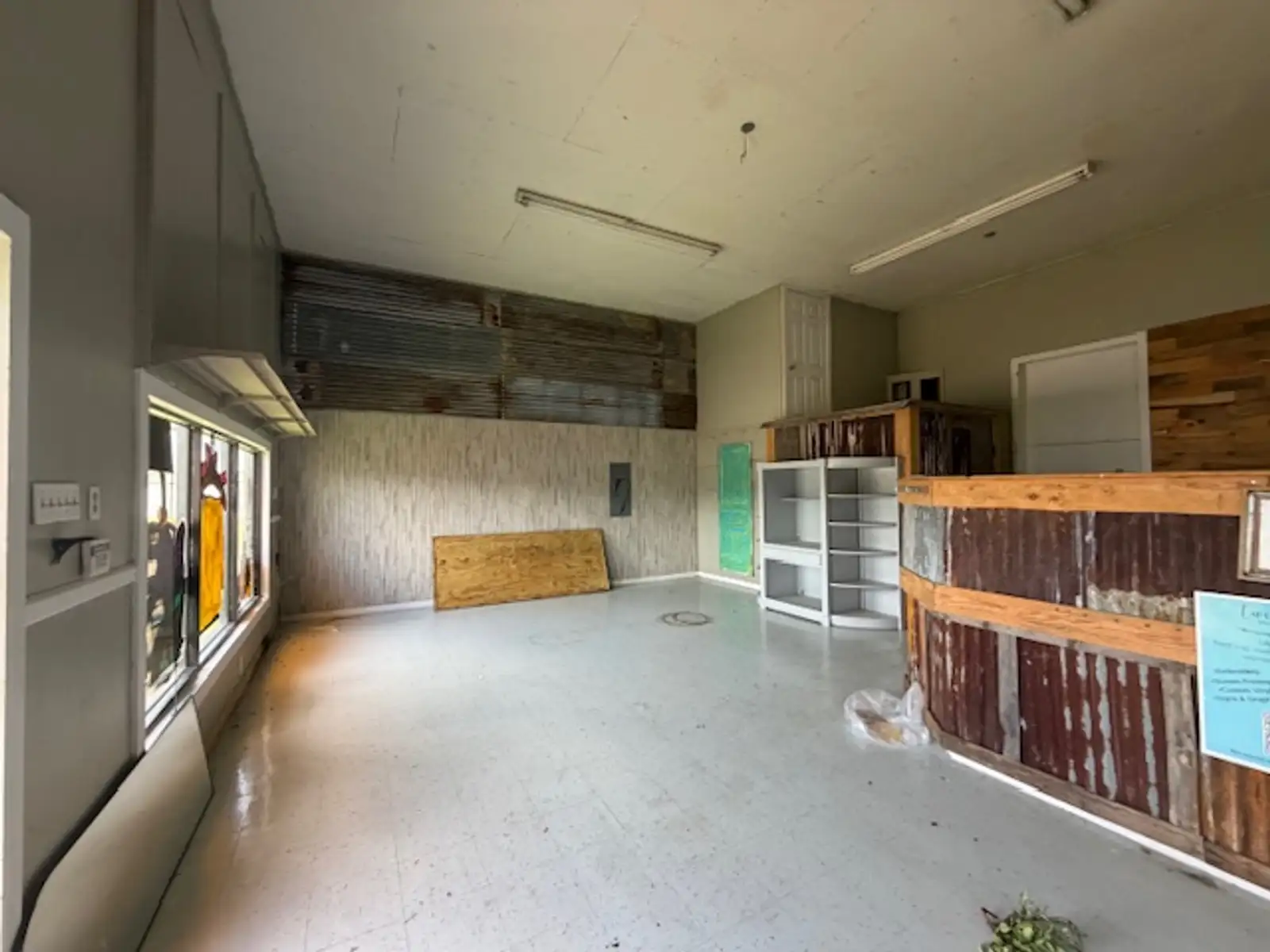 16509 US-190 image 4