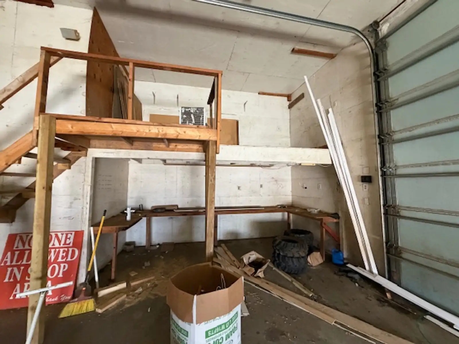 16509 US-190 image 12