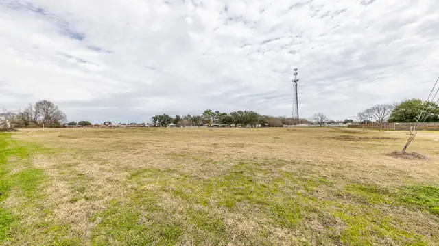 225 Apollo Road thumbnail 3