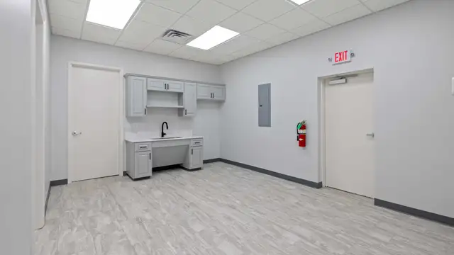 111 Marcon Dr thumbnail 5