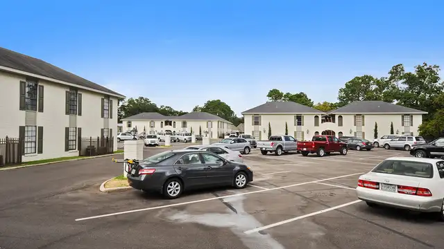 Orleans Place thumbnail 2