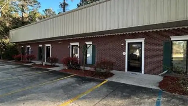 663 Brownswitch Rd Unit #3 thumbnail 2