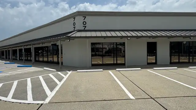 Office for Lease thumbnail 2
