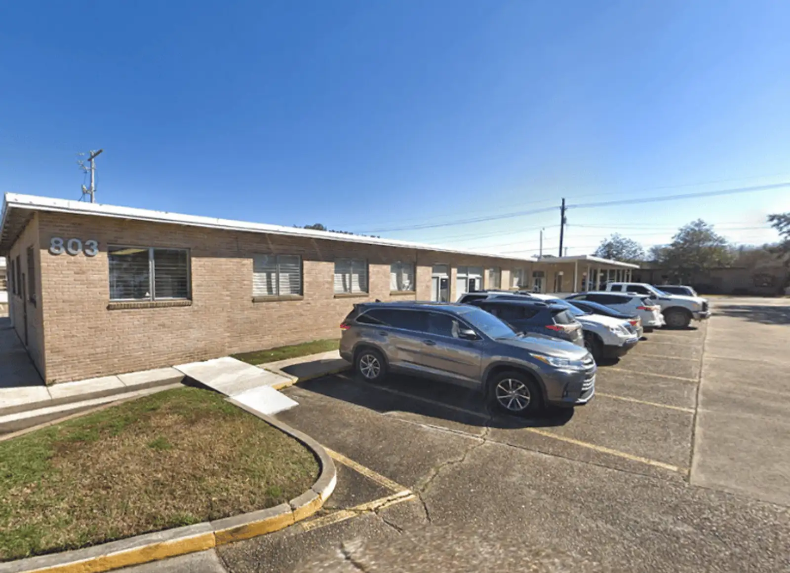 Suite 103 - 803 Coolidge St - Executive Oil Center Suites For Lease