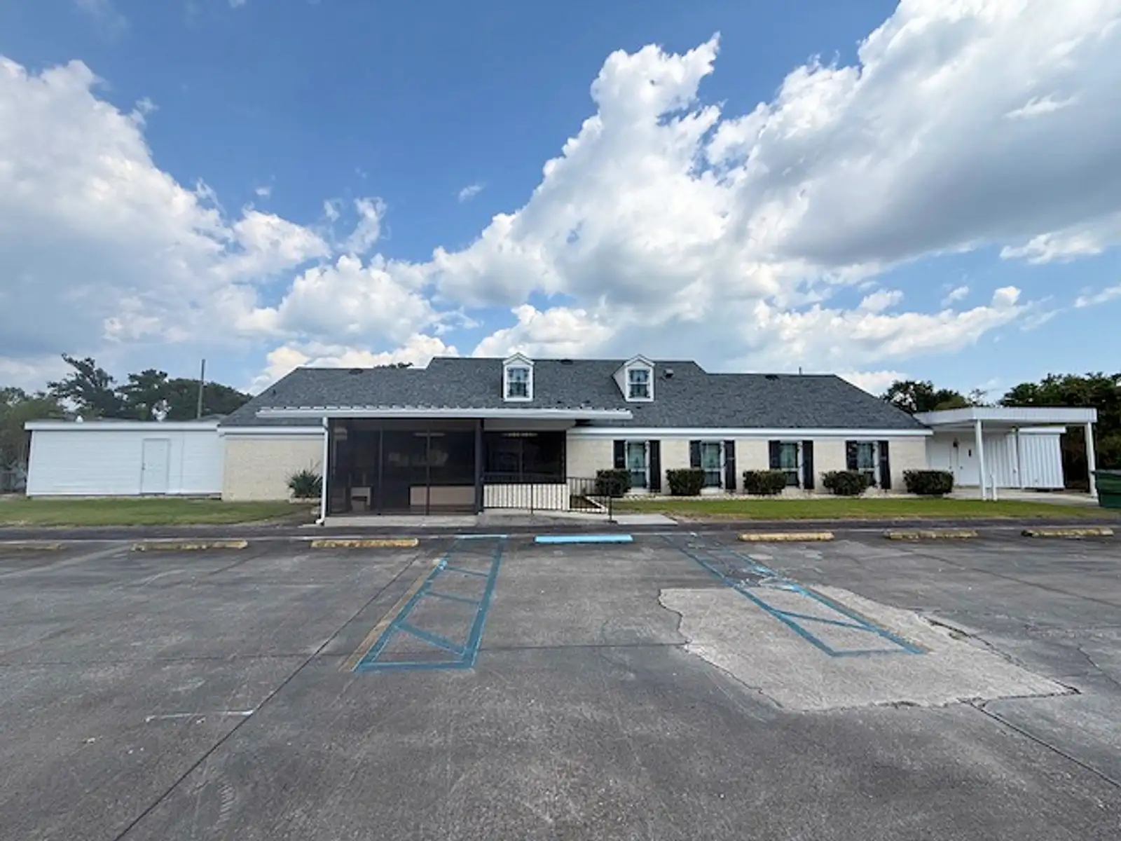 210 New Orleans Blvd
