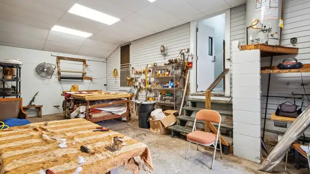 OAK STREET RETAIL/OFFICE thumbnail 5