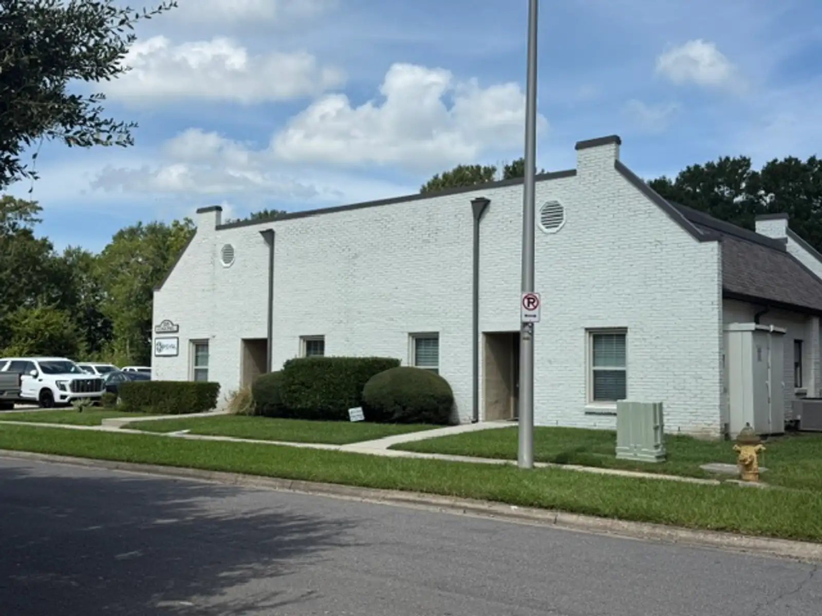 105 Chapel Dr