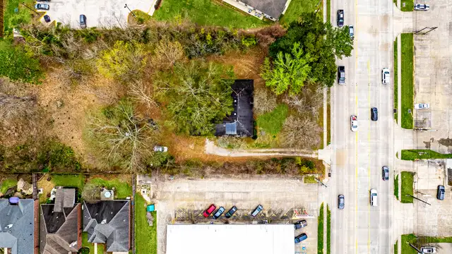 5550 Jones Creek Rd thumbnail 2