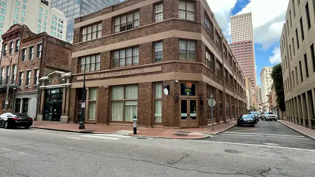401 Tchoupitoulas St (Offered via AUCTION!) thumbnail 2