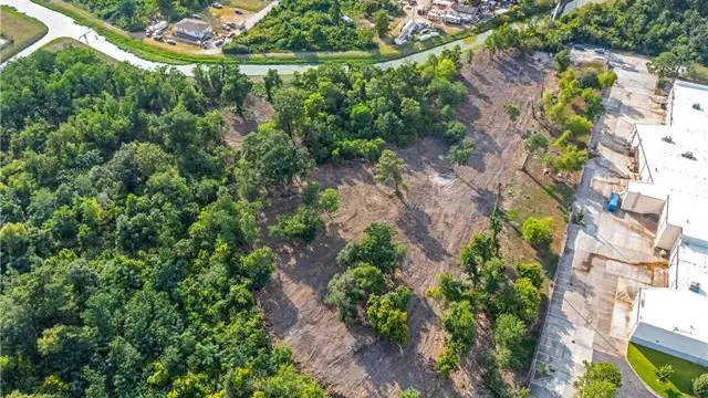 VACANT LAND IN HARVEY thumbnail 2