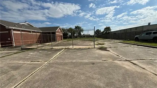 View image 10