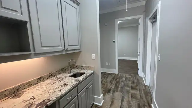 9161 Comar Dr - Suite H thumbnail 2