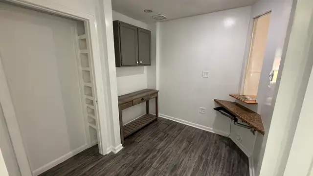 4300 S Claiborne Ave thumbnail 4