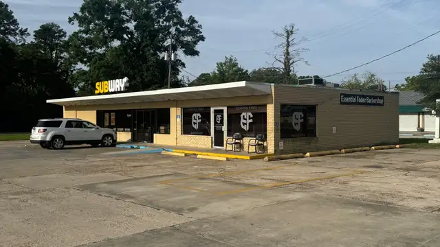 9462 Florida Blvd thumbnail 2