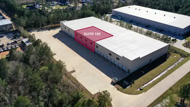 ±11,000 SF Dock High Distribution Warehouse thumbnail 2