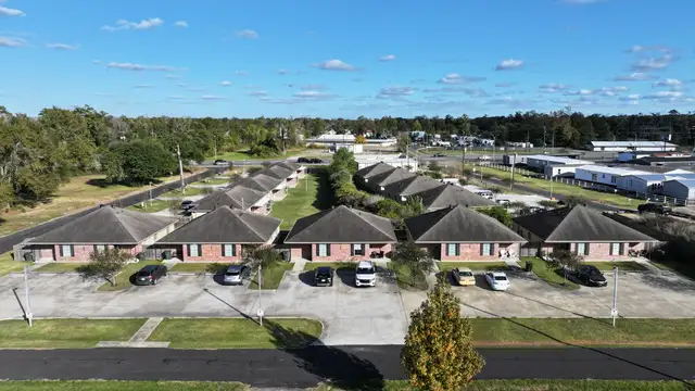 Crockett & Malcolm Duplex Portfolio thumbnail 4