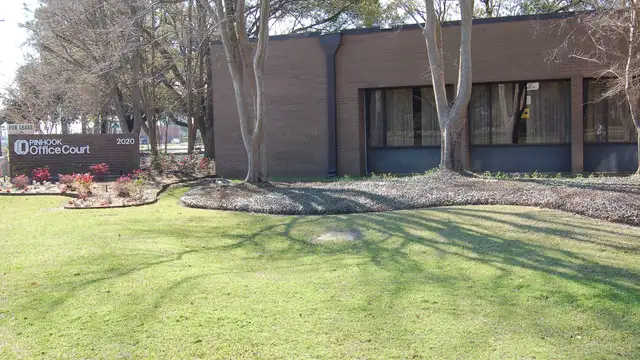2020 W. Pinhook, Suite 402 thumbnail 2