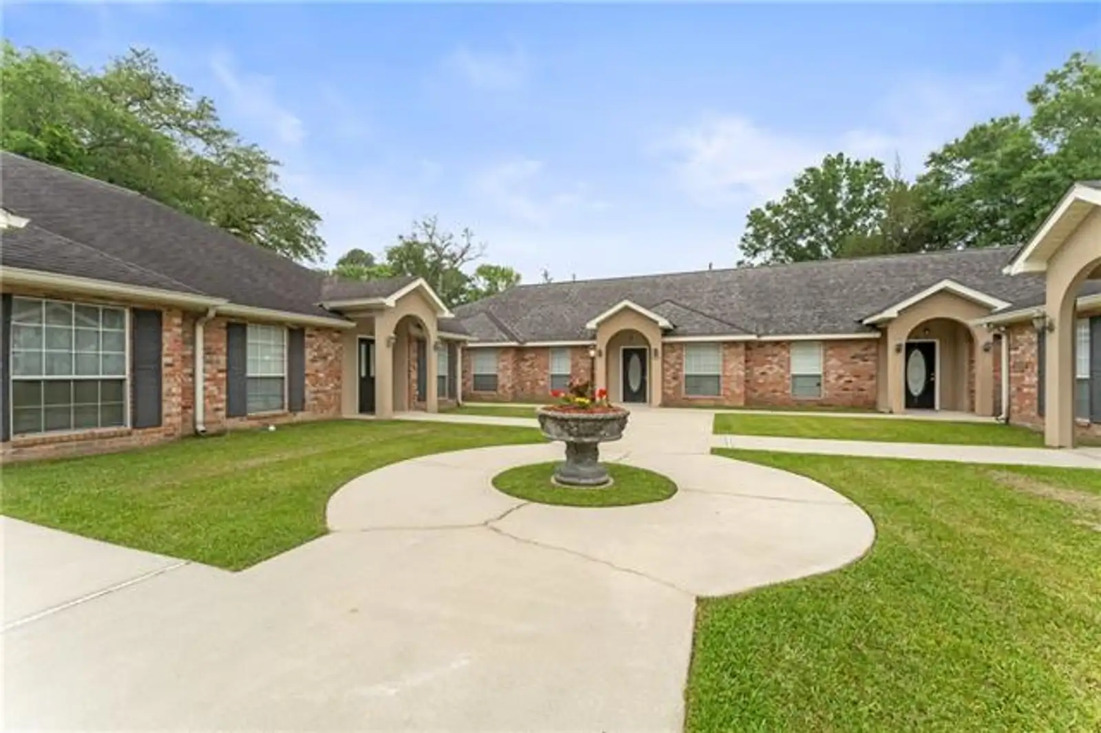 1300 S Range Rd