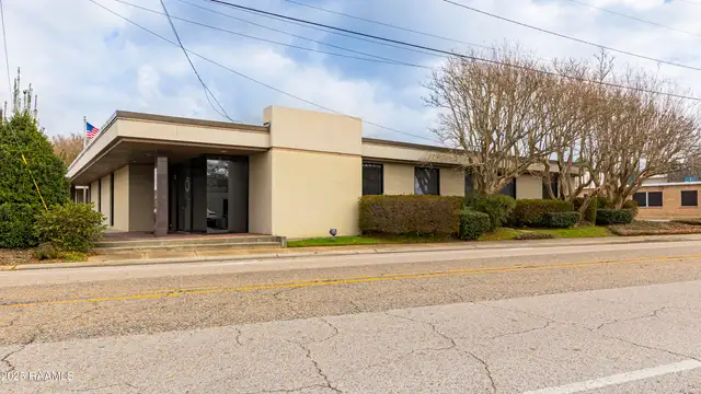 Premier Office Space for Lease! thumbnail 5