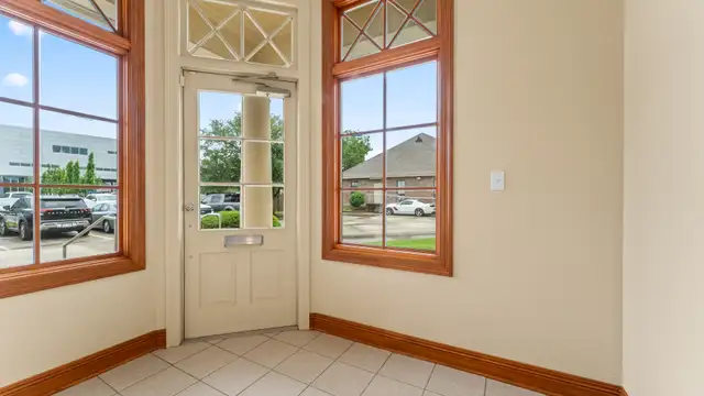2645 O'Neal Ln - Building B, Ste B thumbnail 3
