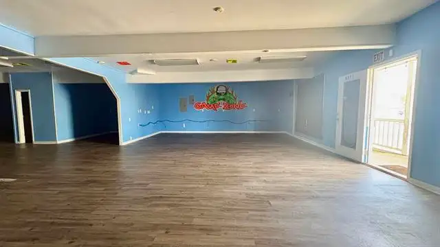 4311 Maplewood Dr thumbnail 4