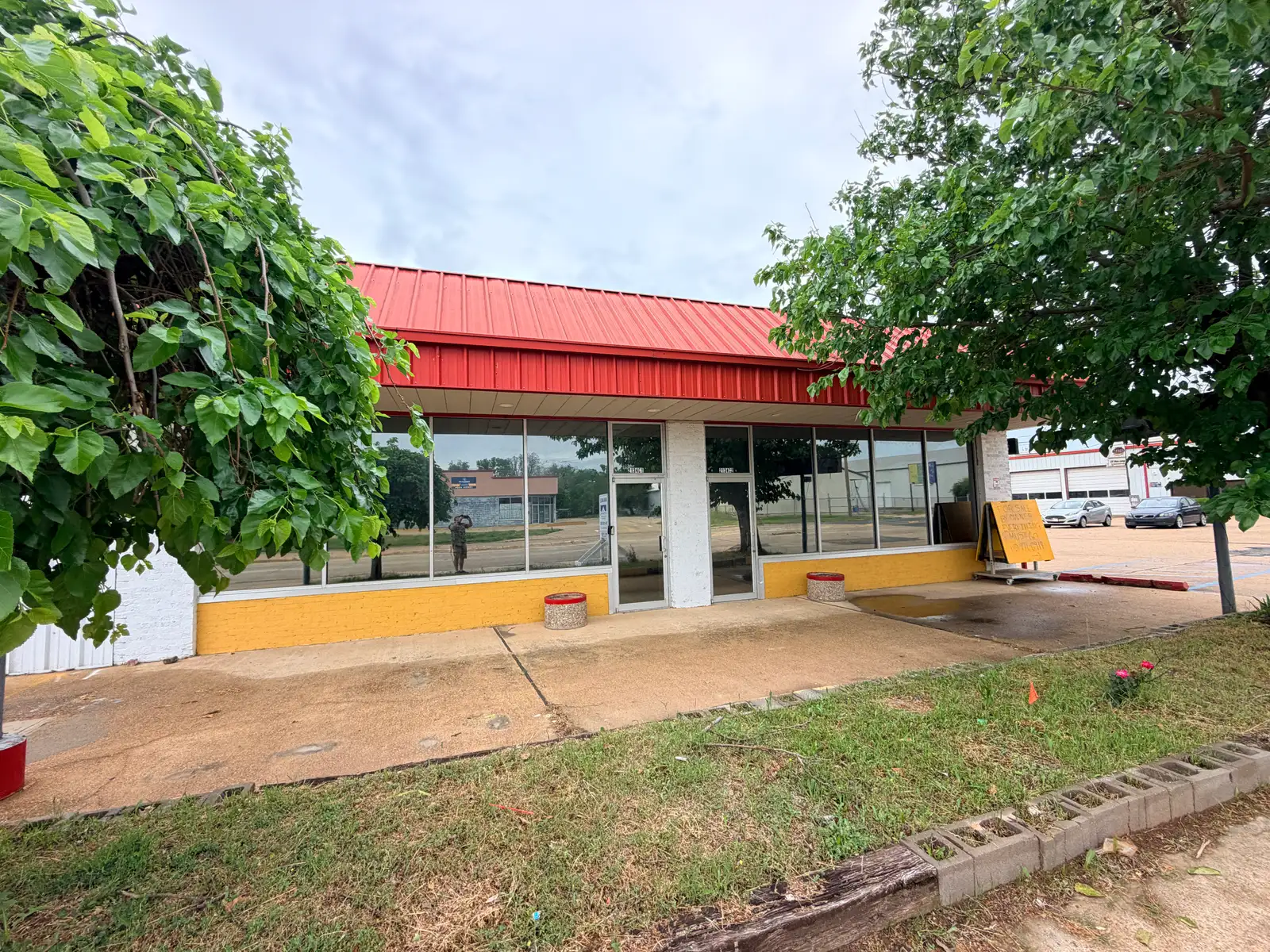 2134-2136 E Texas St. REDUCED
