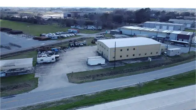 1616 Hwy 90 E thumbnail 5
