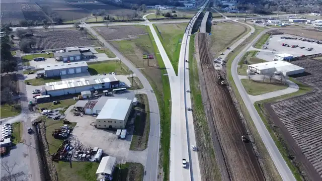 1616 Hwy 90 E thumbnail 3
