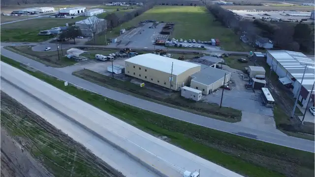 1616 Hwy 90 E thumbnail 4