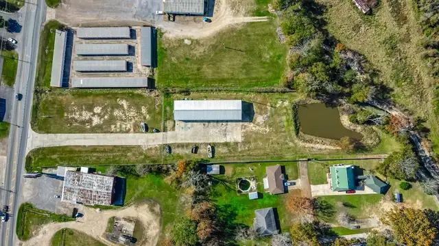 1 ACRE COMMERCIAL SITE thumbnail 3
