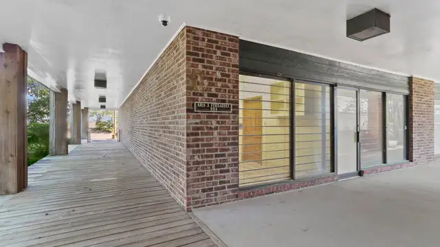 Medical / Dental Office For Sale thumbnail 2