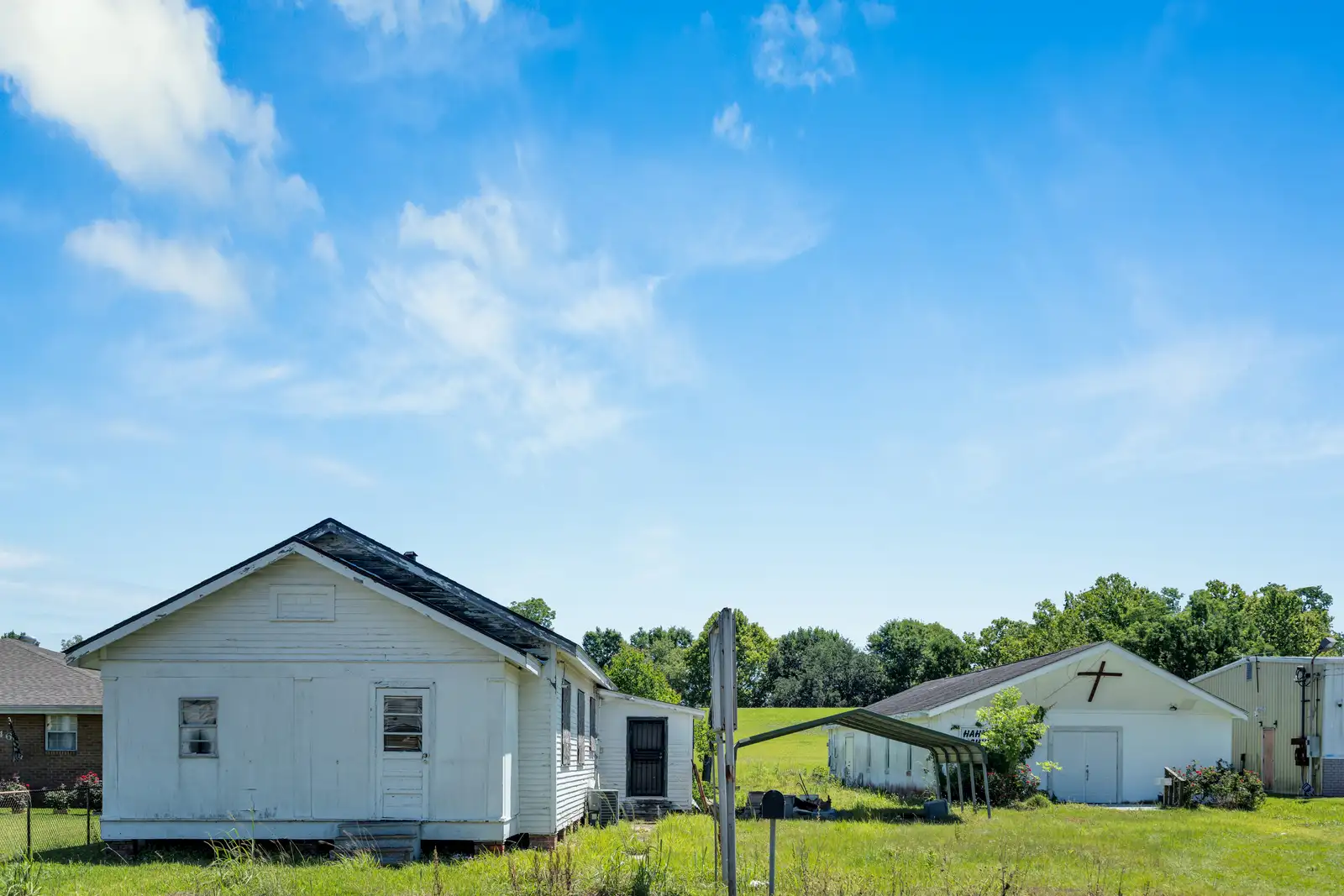 15640 River Rd