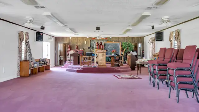 15640 River Rd thumbnail 5