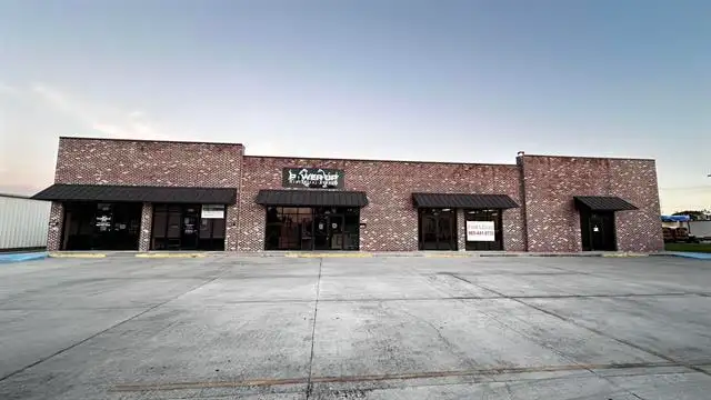 701 St. Patrick Highway thumbnail 3