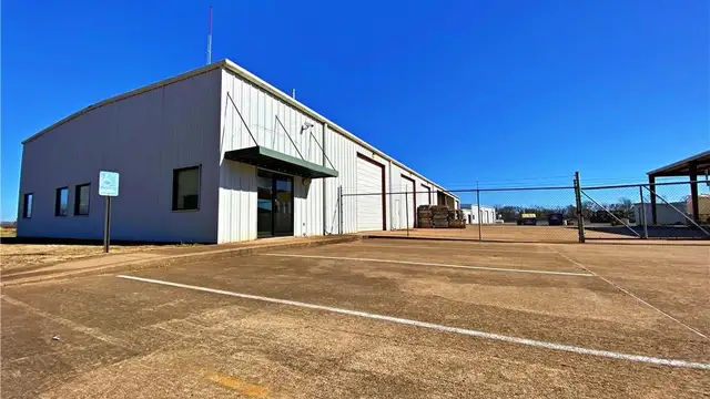 7565 Haygood Rd thumbnail 2