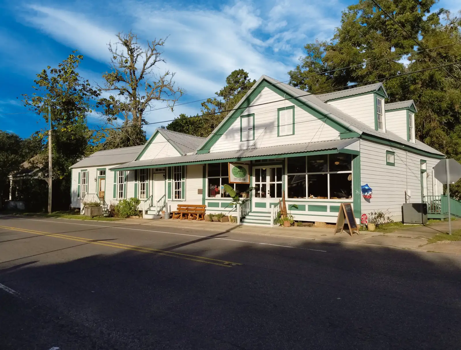 104 N Main St