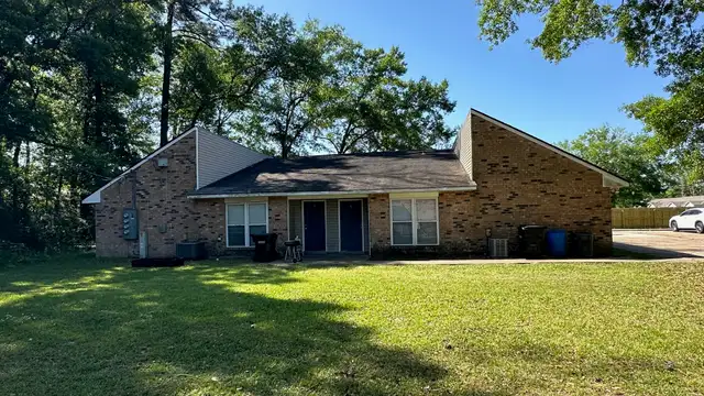 44154 Simpson Pl 4 PLEX - 4-2 BED/1 BATH  Units thumbnail 2