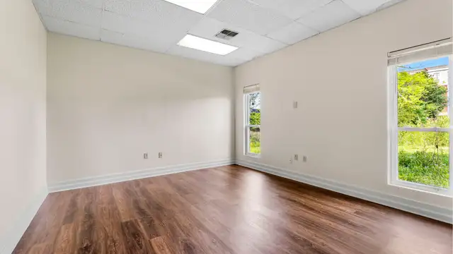 One Calais Office - Office for Lease I-10 Visibility thumbnail 4