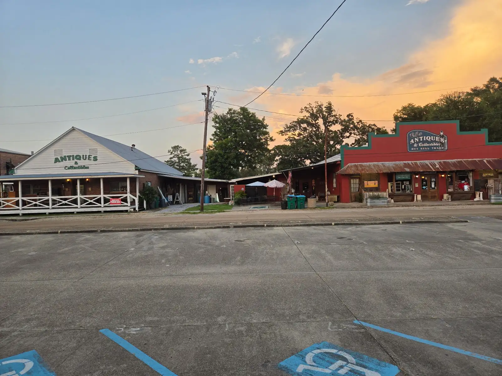 160 S E RR Ave